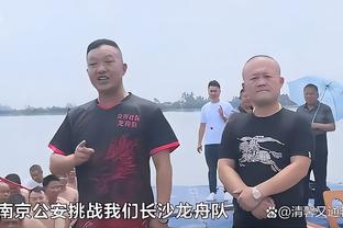 英媒：热刺和利物浦都有意签下狼队前锋黄喜灿